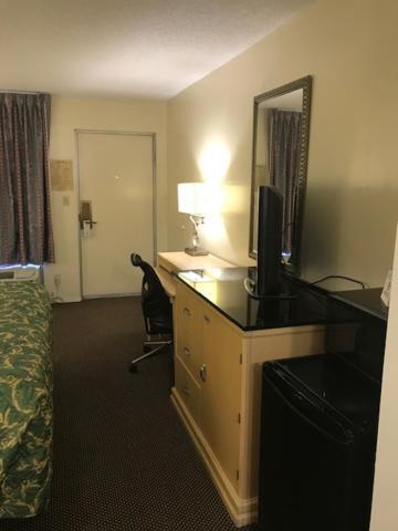Western Motel Brinson Crossing Экстерьер фото